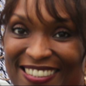 Meet your Posher, Daphnee